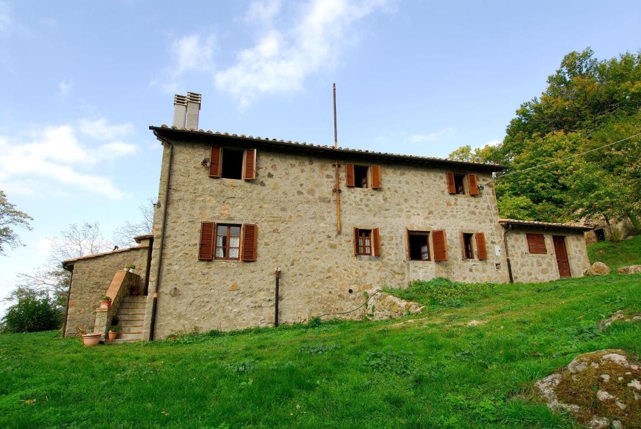 A Stay Surrounded By Greenery - Agriturismo La Piaggia - App 2 Bathrooms Vivo dʼOrcia Екстериор снимка